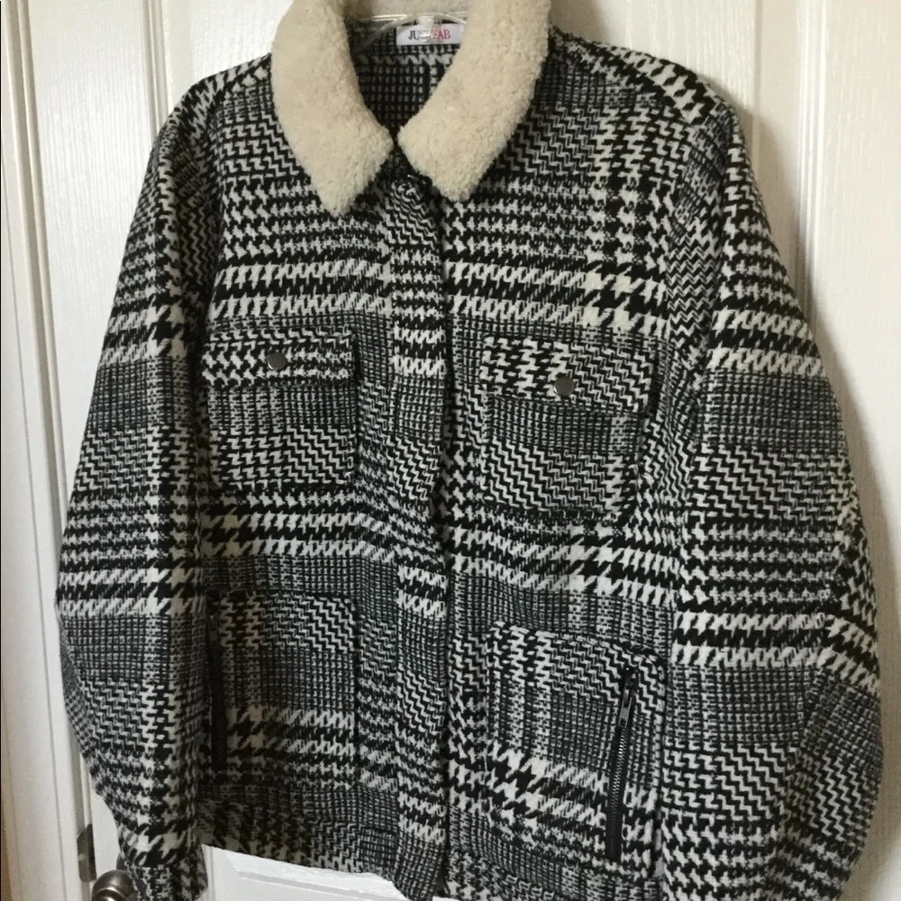 JUST FAB XXL Classic thick Fabric Plaid Black/White Jacket NEW Super Cute!! - Picture 4 of 8